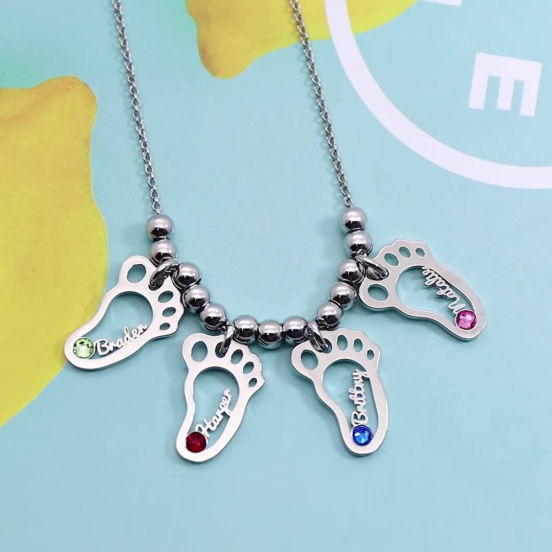 Personalized Name Hollow Feet Necklace